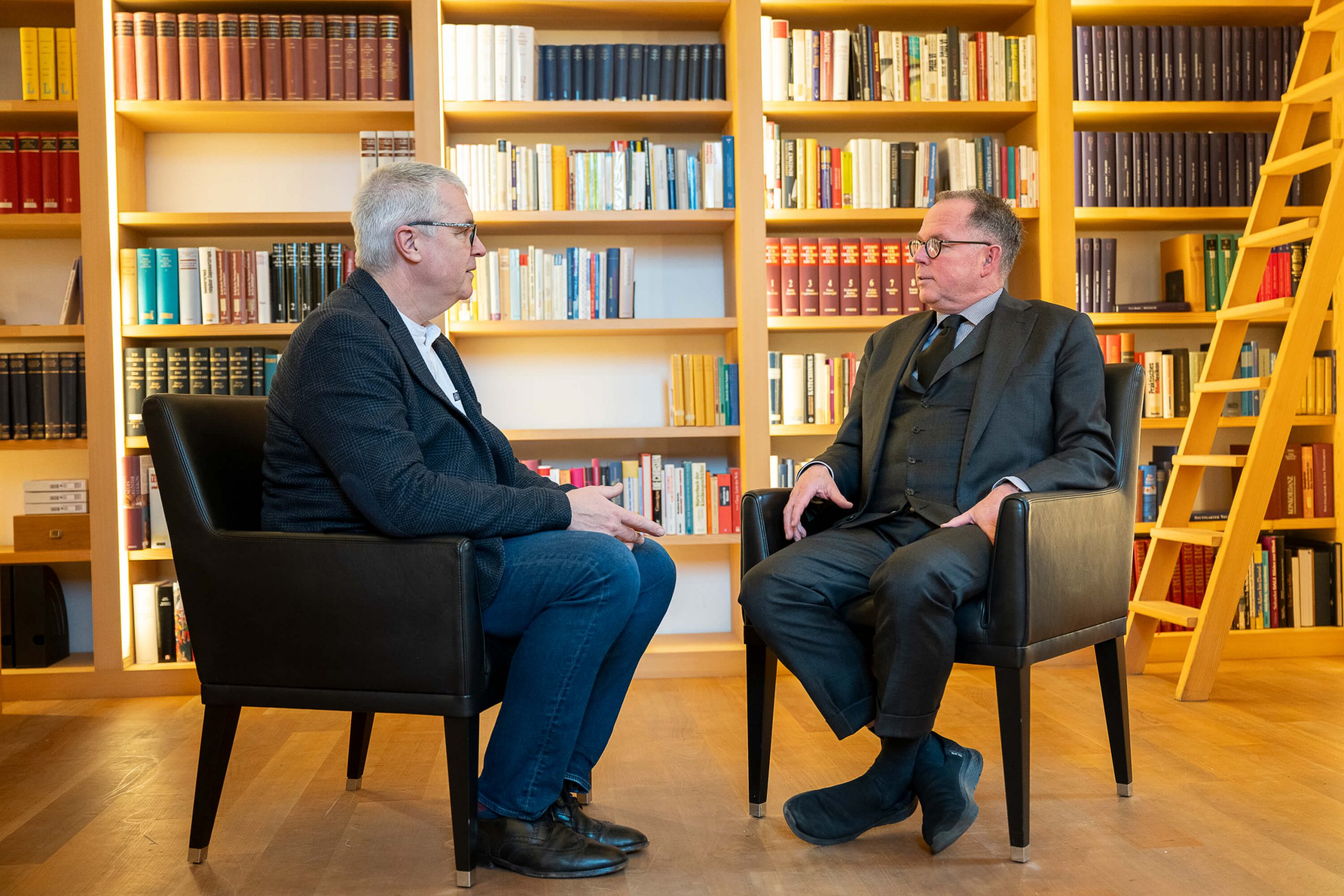 Dr. Frank Höndgen im Gespräch