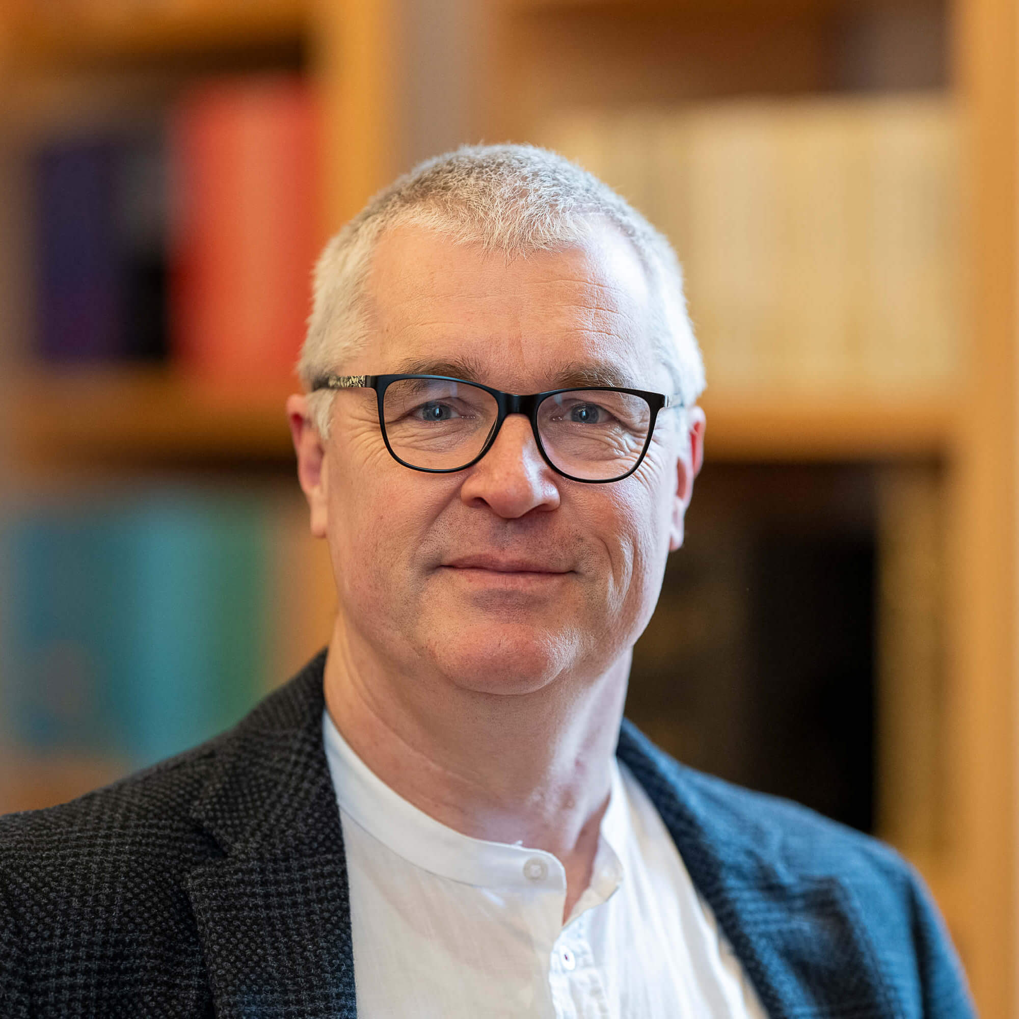 Dr. Frank Höndgen